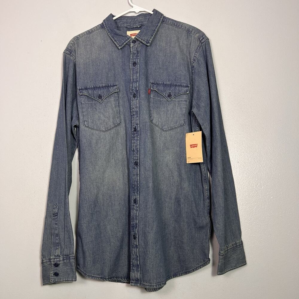 NWT Levi's Women's Blue Denim Jean Button Up Shirt Sz L Chambray Casual Capsule